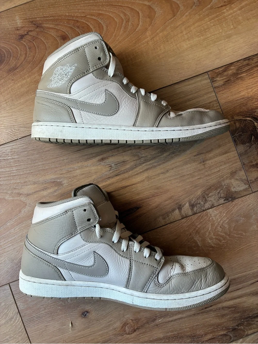 Air Jordan 1 Mid 'Legend Brown' Size 11.5